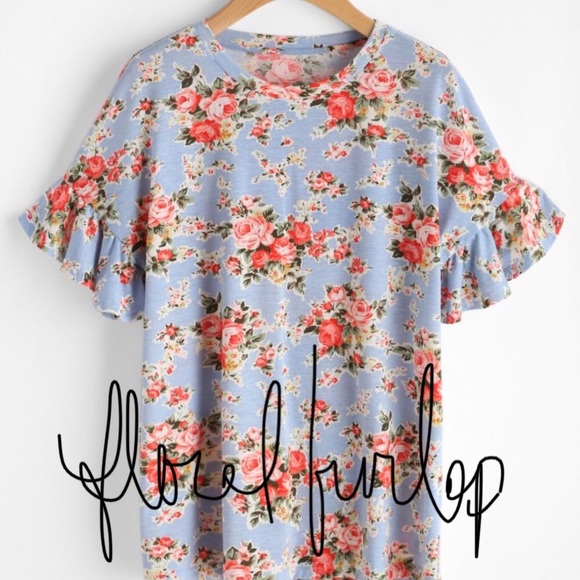 boutique Tops - BEAUTIFUL FLORAL SHIRT WITH RUFFLE SLEEVES